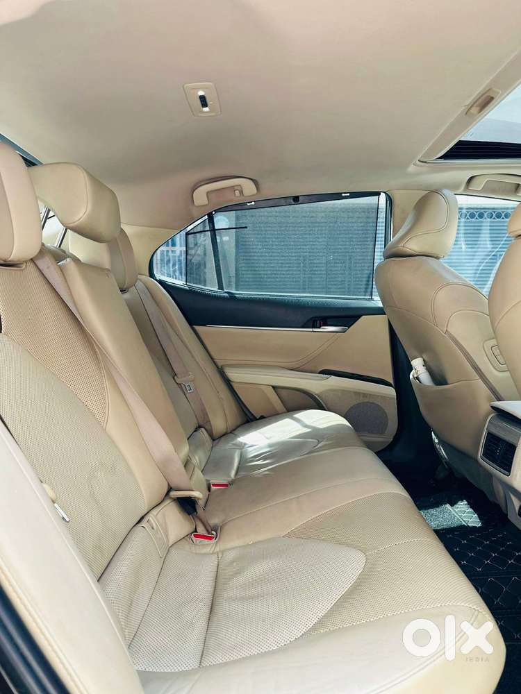 Toyota Camry Hybrid, 2020, Petrol