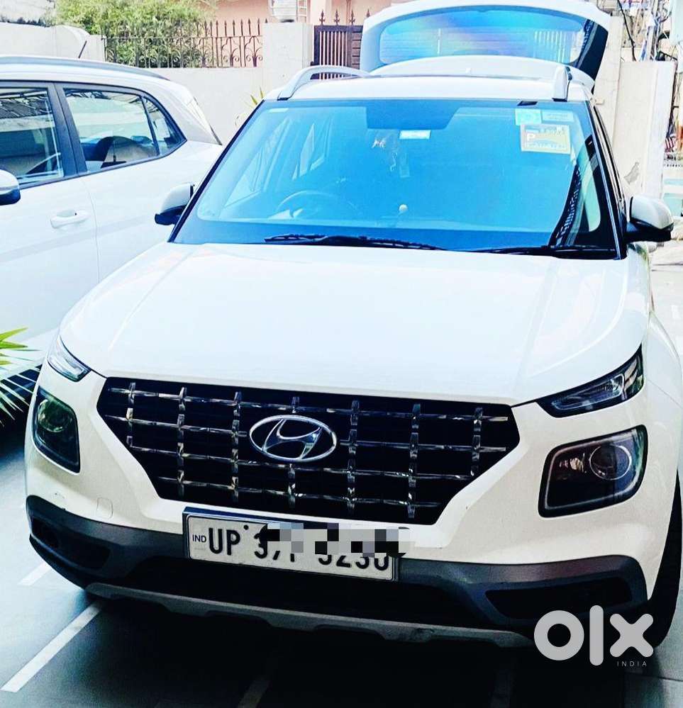 Hyundai Venue 2021 Diesel 90000 Km Driven