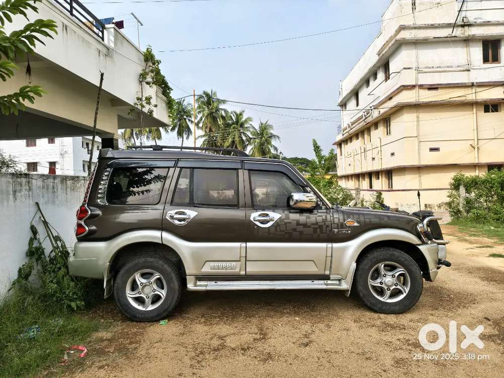 Mahindra Scorpio Classic 2010 Diesel Well Maintained