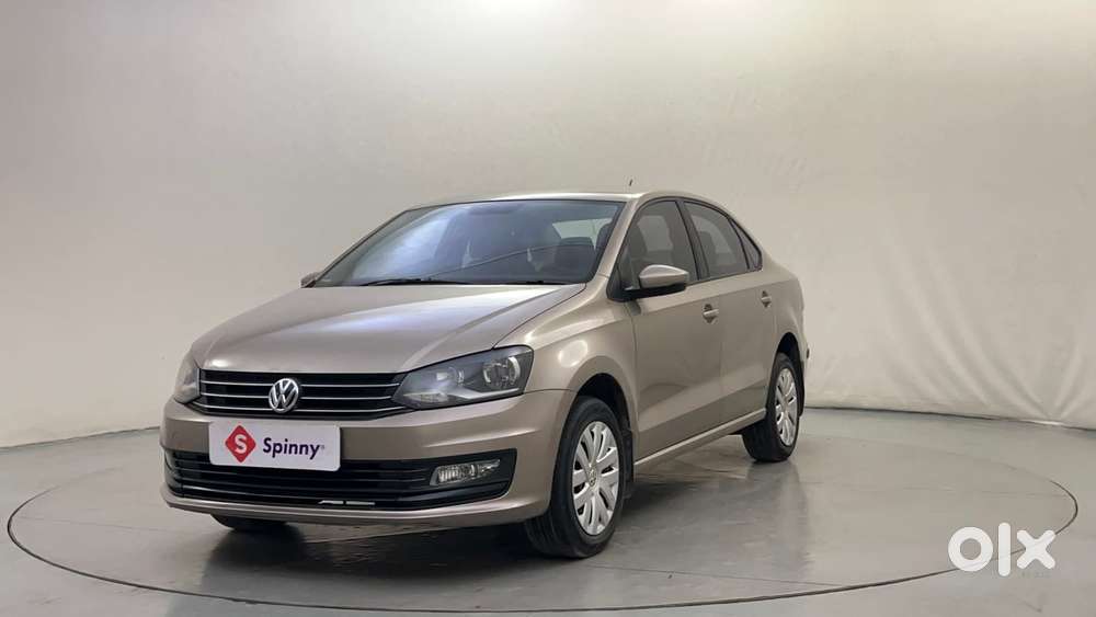 Volkswagen Vento 1.6 Highline, 2016, Petrol