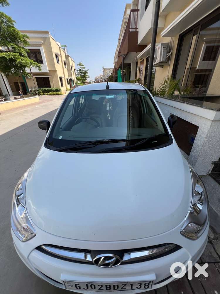 Hyundai I10 2011 Car