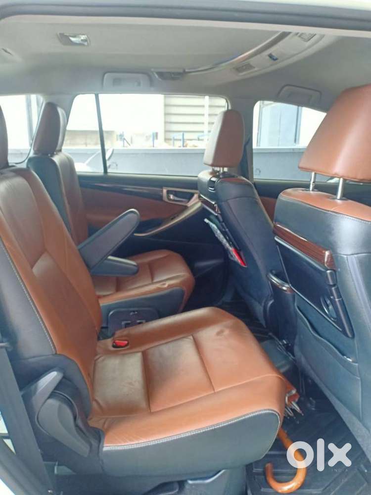 Toyota Innova Crysta 2.8 Z, 2017, Petrol