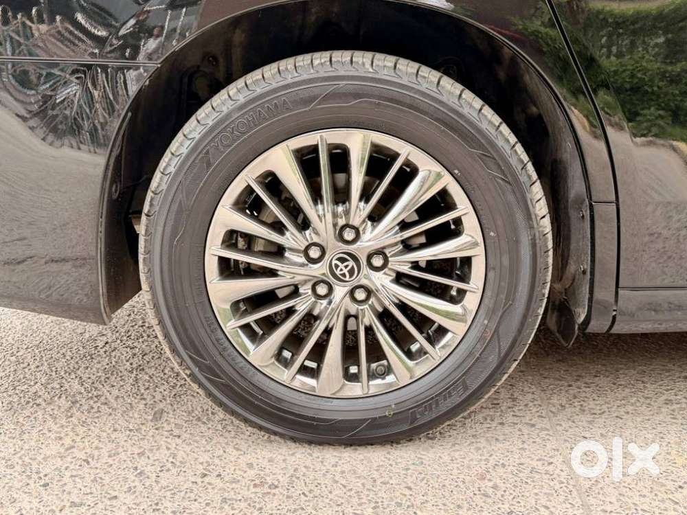 Toyota Vellfire Vip – Executive Lounge, 2023, Petrol