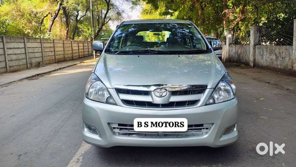 Toyota Innova 2004-2011 2.5 V Diesel 7-seater, 2007, Diesel
