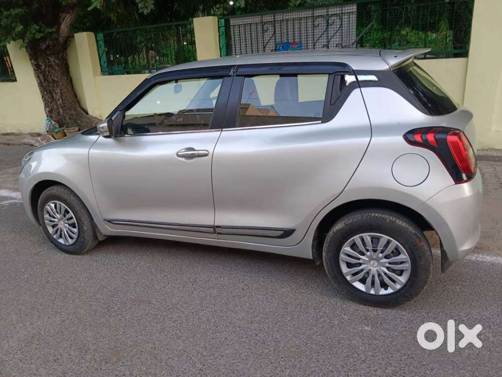 Maruti Suzuki Swift Vxi + Manual, 2021, Petrol