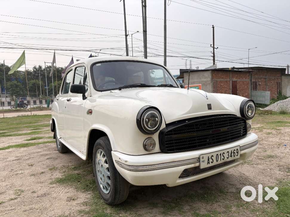 Ambassador Grand 1800 Isz Mpfi, 2004, Petrol