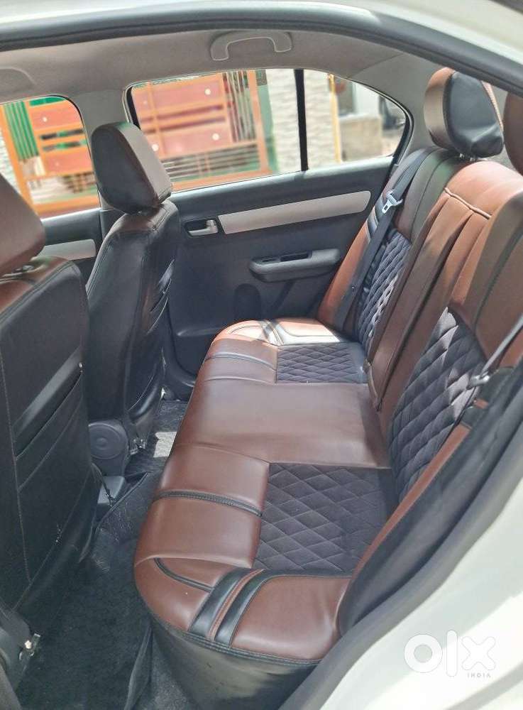 Maruti Suzuki Swift Dzire 1.2 Vxi Bsiv, 2011, Petrol