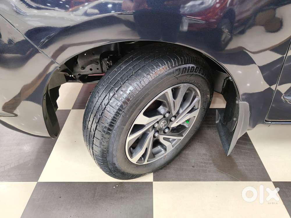 Toyota Innova Crysta [2020-ongoing] 2.4 Gx At 7 Str, 2021, Diesel