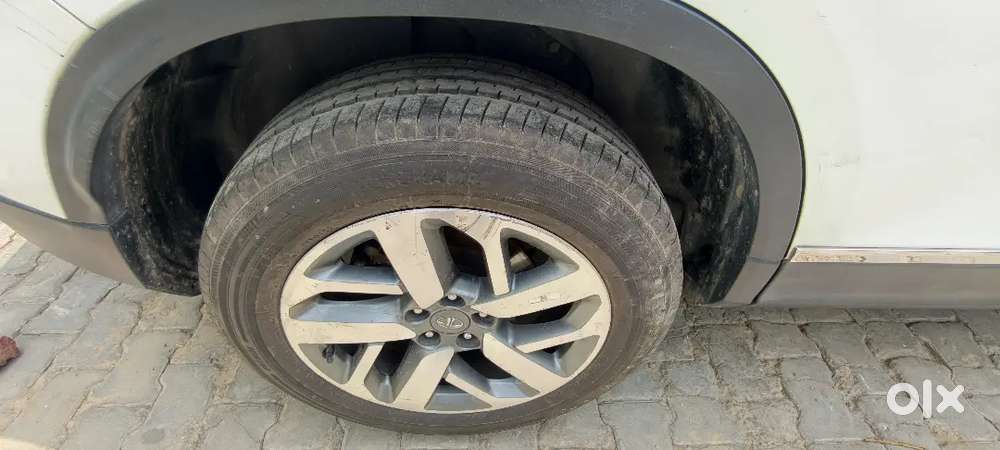 Tata Safari 2024 Diesel 69000 Km Driven Well Maintained