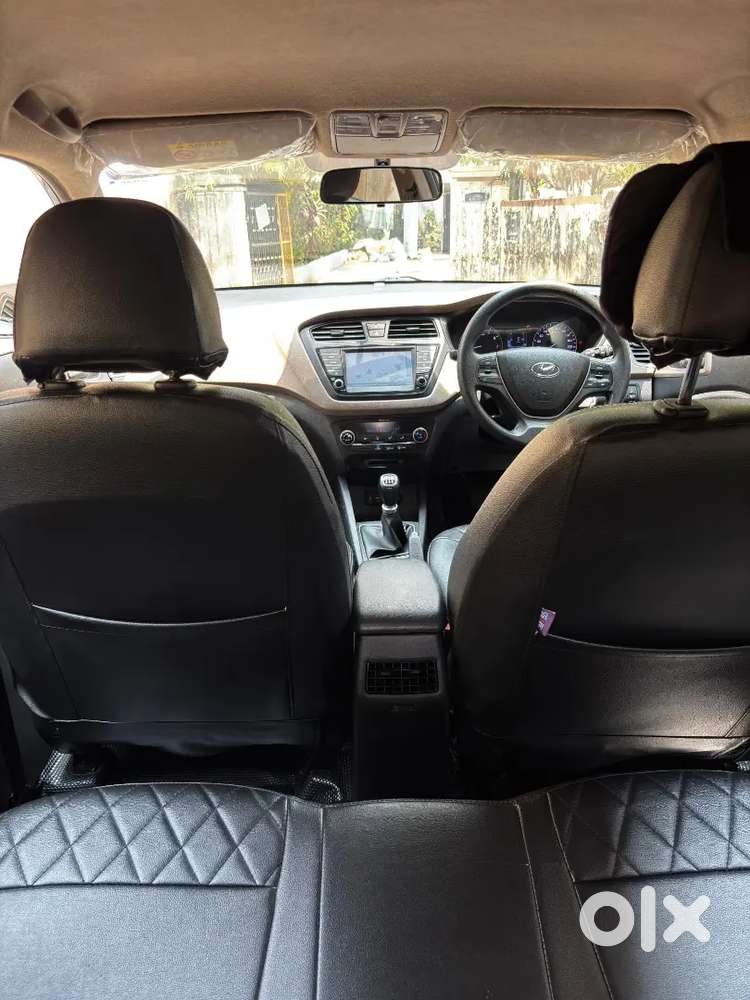 Hyundai I20 Asta 2017 Single Owner Showroom Maintained