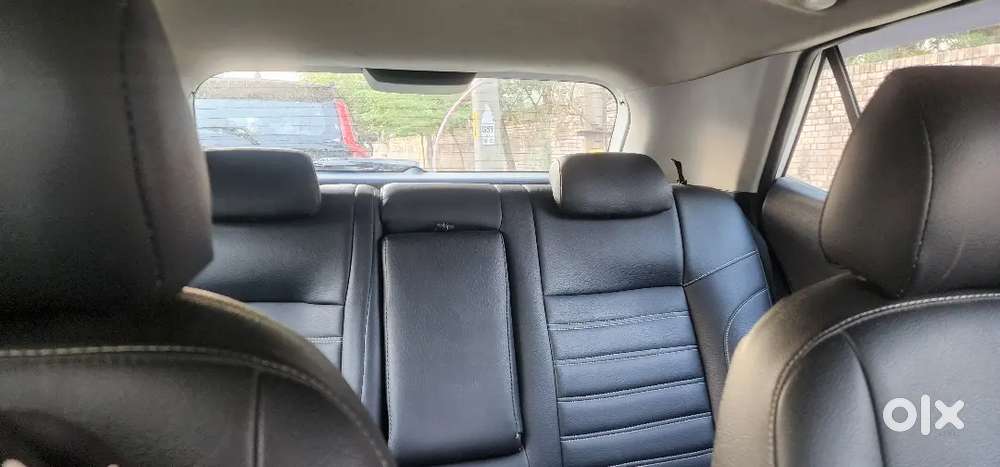 Hyundai Venue 2020 Petrol Well Maintained