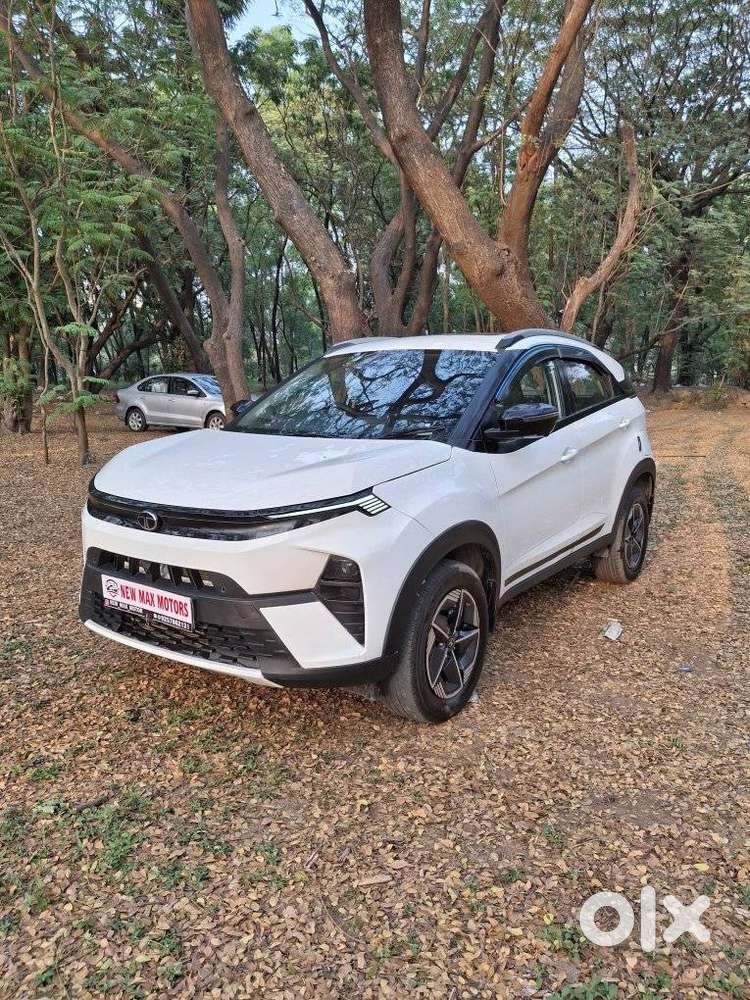 Tata Nexon, 2024, Petrol