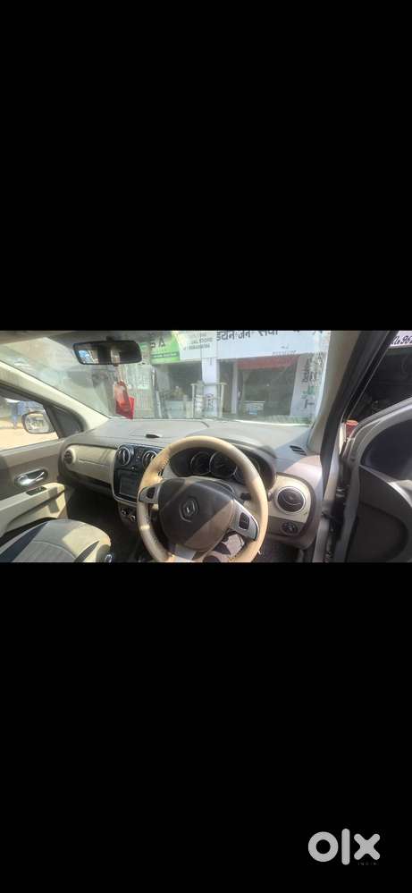 Renault Lodgy 2017 Diesel 115212 Km Driven