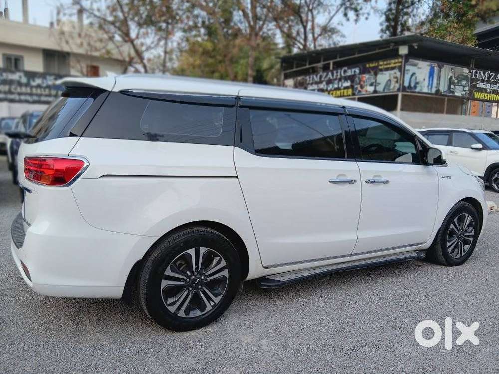 Kia Carnival Limousine Plus 7 Str, 2023, Diesel