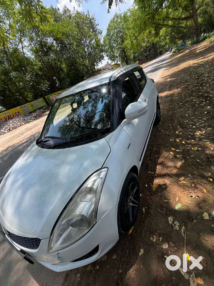Maruti Suzuki Swift 2012 Diesel 108000 Km Driven