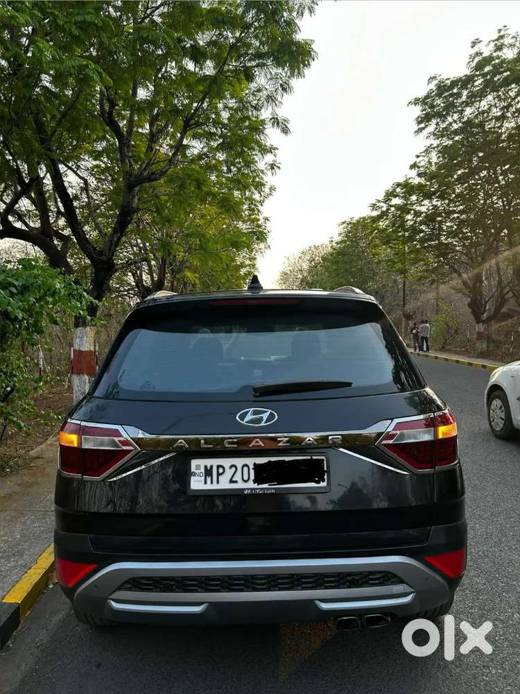 Hyundai Alcazar Platinum (o), 2023, Diesel-at, 7 Seater, Black