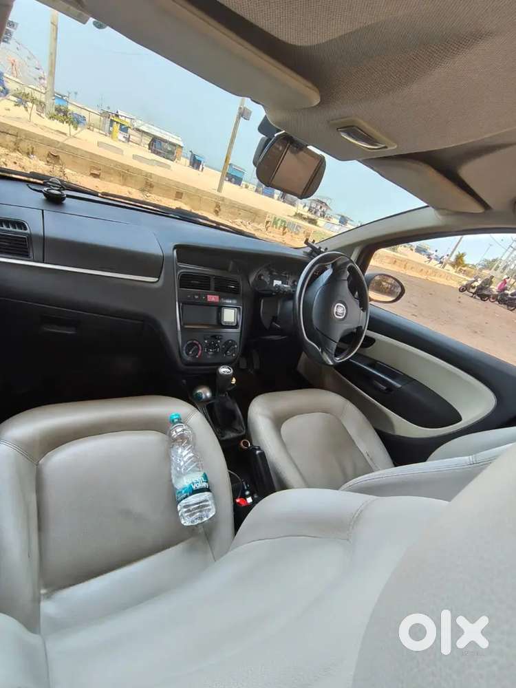 Fiat Linea Classic 2016 Petrol 64000 Km Driven