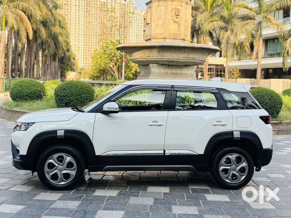 Maruti Suzuki Vitara Brezza 1.5 Vxi At, 2023, Petrol
