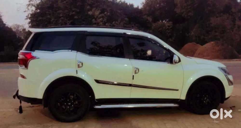 Mahindra Xuv500 2018 Diesel 75000 Km Driven