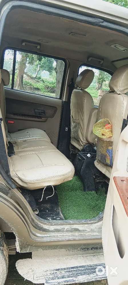 Tata Sumo Grande Cx 2010