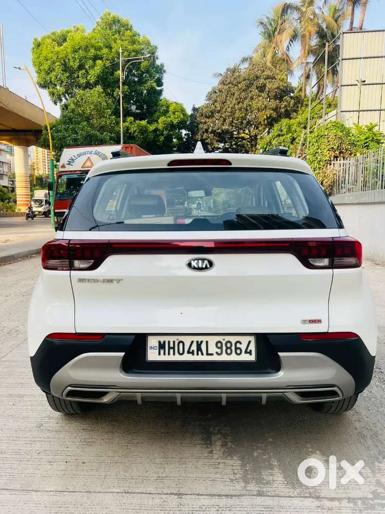 Kia Sonet Htx 2021 Dec Car 
Owner 1 
27000km Imt With Recently Service