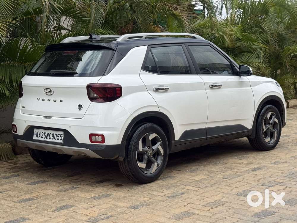 Hyundai Venue 1.5 Crdi Sx (o) Dual Tone, 2020, Diesel
