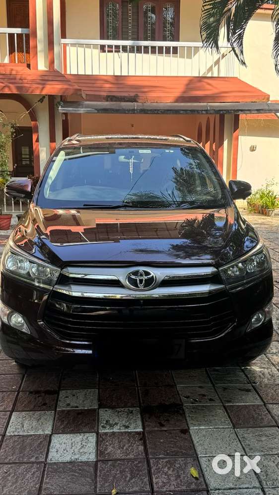 Toyota Innova Crysta 2017