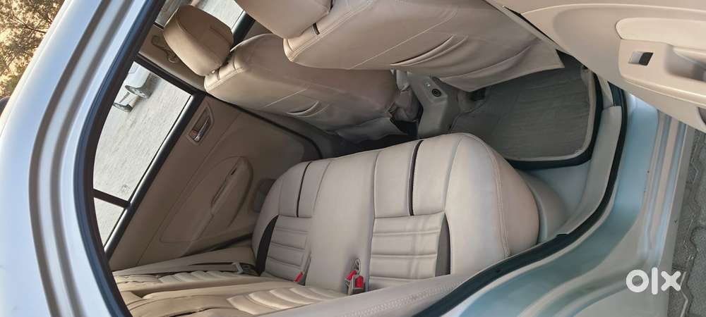 Maruti Suzuki Dzire Ags Zdi Plus, 2016, Diesel