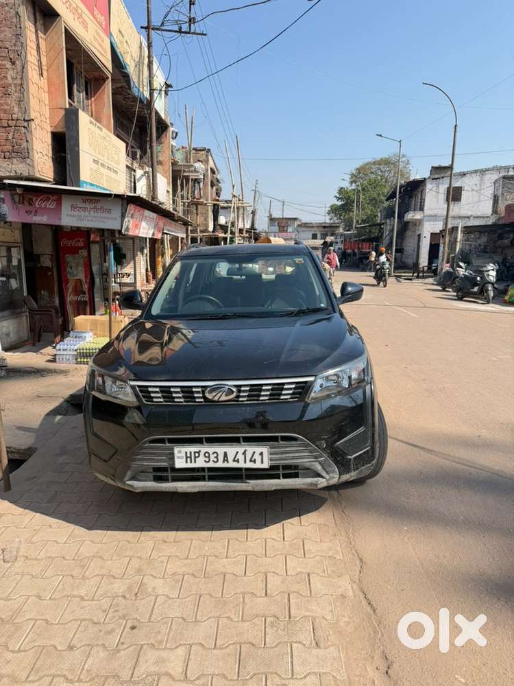 Mahindra Xuv300 2019 Petrol Well Maintained