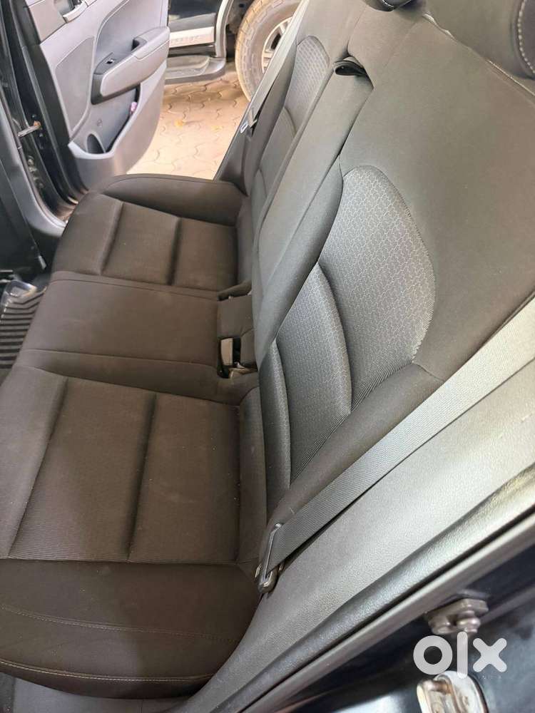 Hyundai Elantra 2017 Petrol Well Maintained