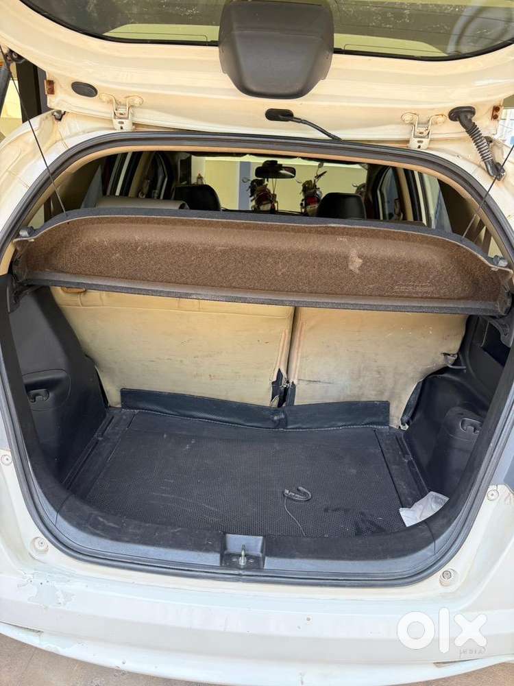 Honda Jazz 2011 Petrol Well Maintained