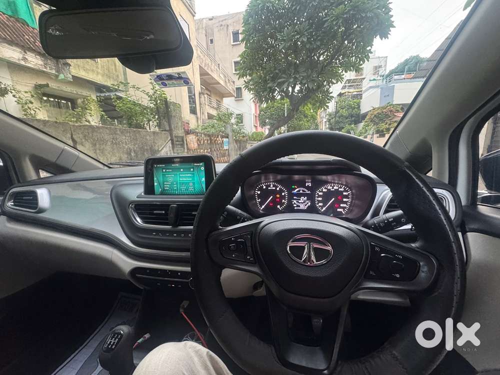 Tata Altroz Petrol 2023