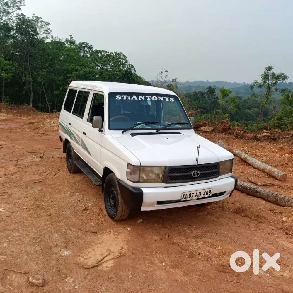 Toyota Qualis 2001 Diesel Good Condition