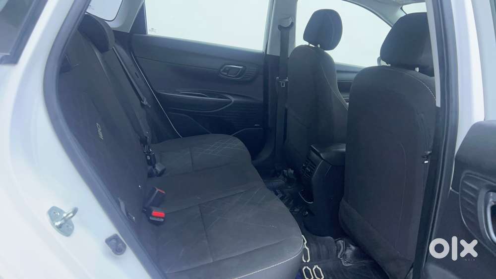 Hyundai I20 Asta (o) 1.2 Ivt, 2025, Petrol