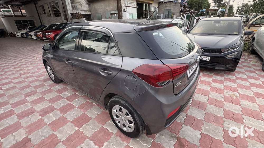 Hyundai I20 Sportz 1.2, 2018, Cng & Hybrids