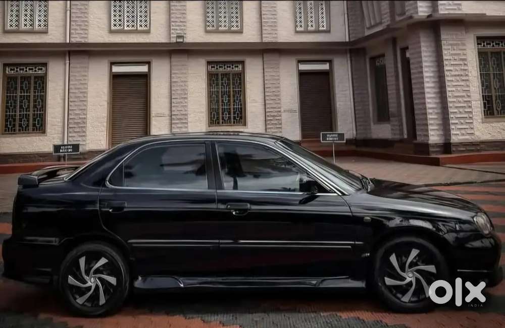 Maruti Suzuki Baleno 2005 Petrol 90000 Km Driven