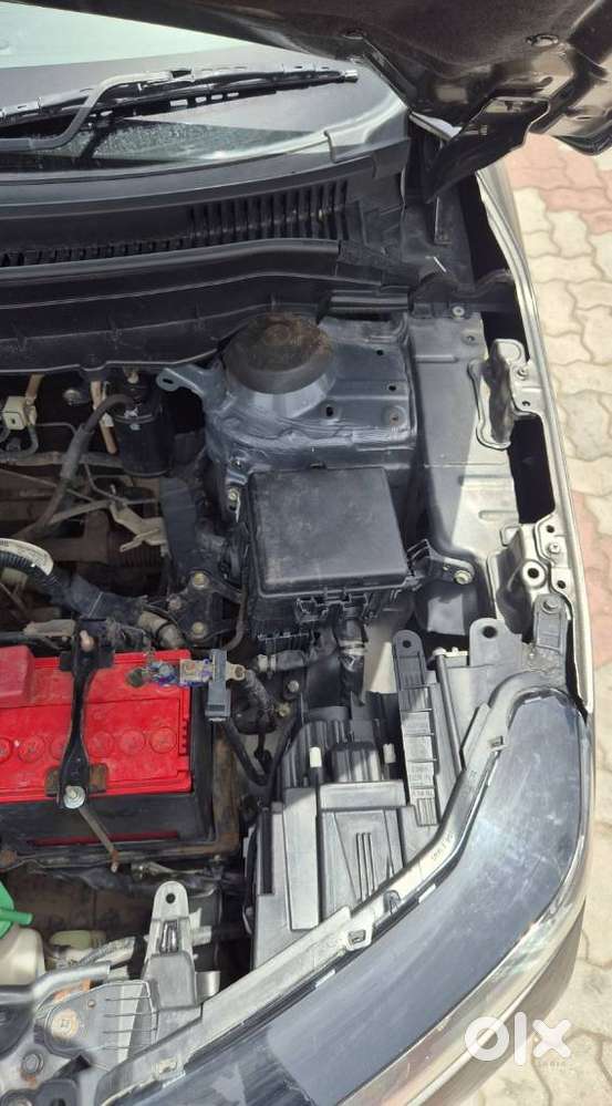 Maruti Suzuki Brezza 1.5 Zxi Smart Hybrid Dual Tone, 2023, Petrol