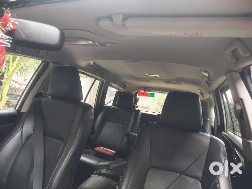 Toyota Innova Crysta 2022 Variant 2.4 Zx 7 Str