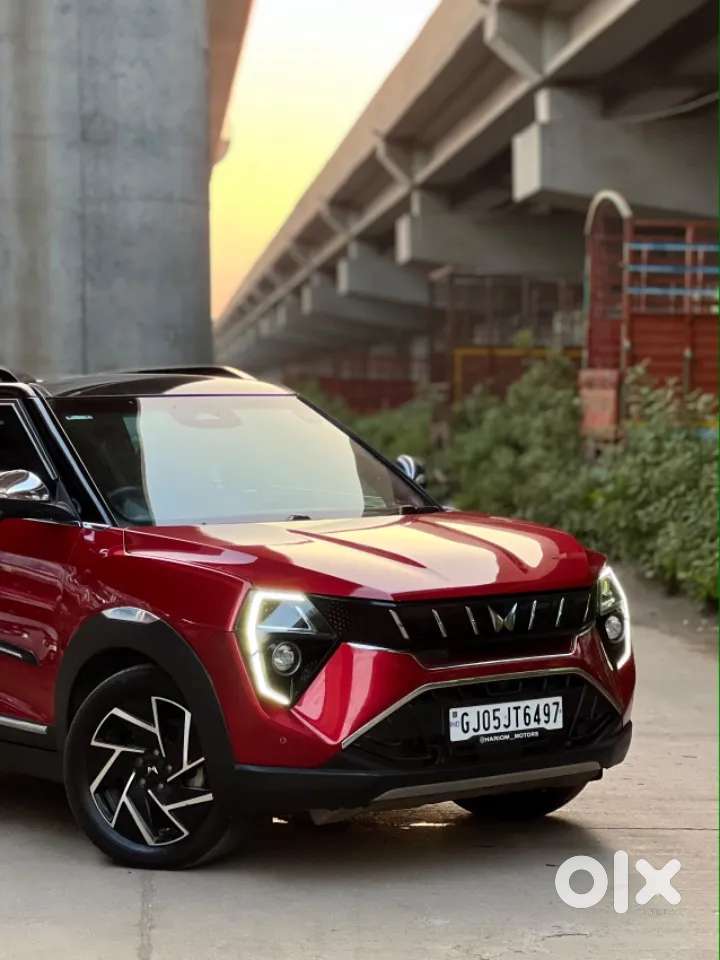 Mahindra Xuv 3xo Ax7 Diesel Mt, 2025, Diesel