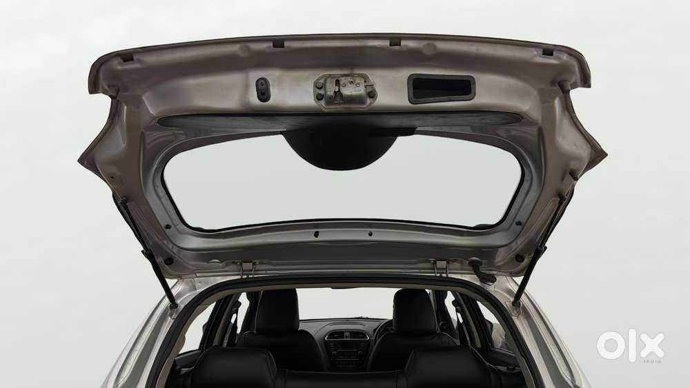 Tata Tiago 1.2 Revotron Xza, 2017, Petrol