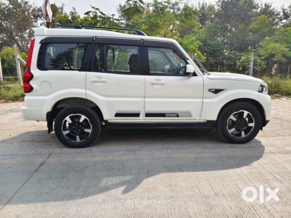 Mahindra Scorpio Classic 2.2 S 11 Mt 7 Str, 2022, Diesel