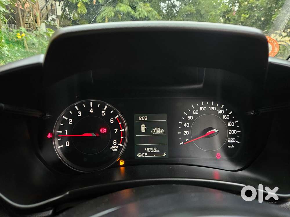 Maruti Suzuki Swift Vxi Optional, 2025, Petrol