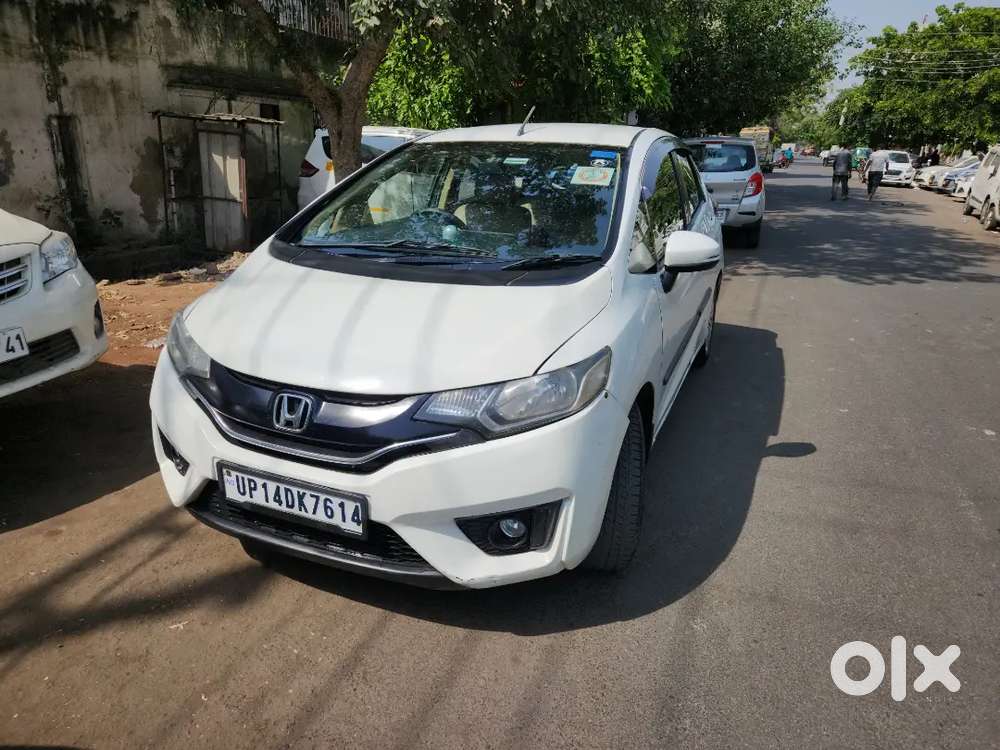Honda Jazz 2017 Cng & Hybrids 98000 Km Driven