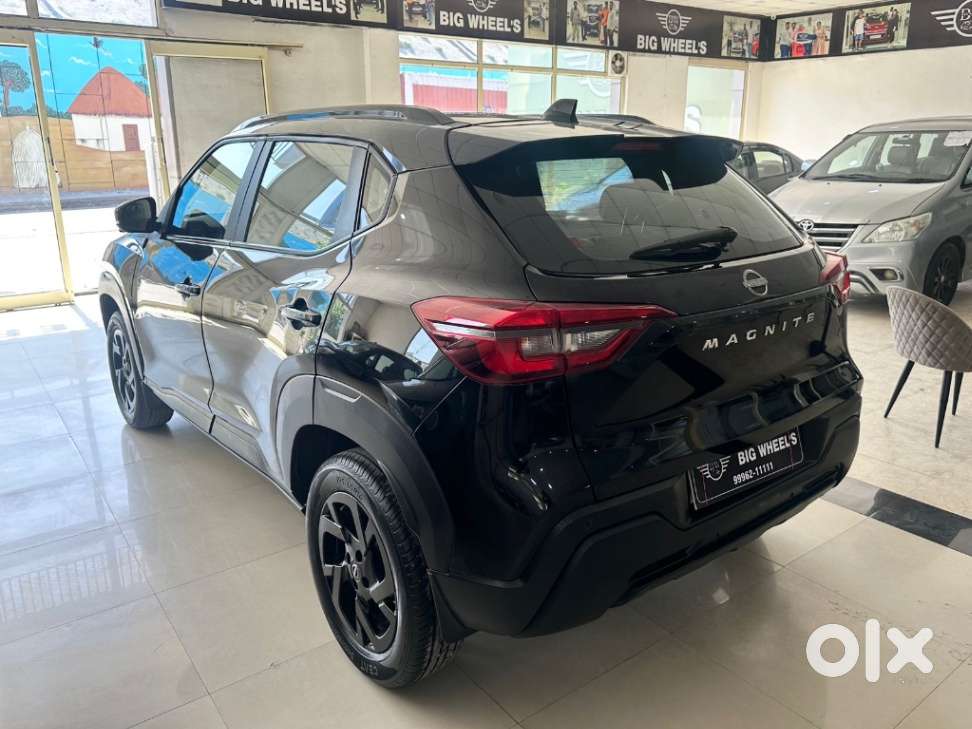 Nissan Magnite Kuro Edition 1.0 Petrol Mt, 2023, Petrol