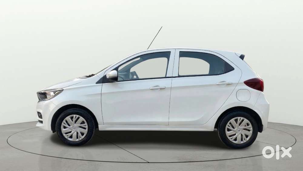 Tata Tiago 1.2 Revotron Xt, 2020, Petrol