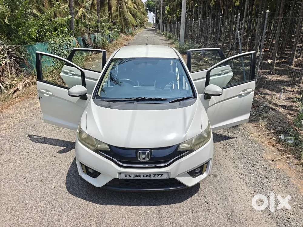 Honda Jazz 2017 Petrol Sv Well Maintained