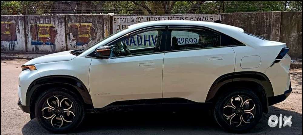 Tata Curvv Creative Plus S 1.2 Revotron Petrol 7dca, 2025, Petrol