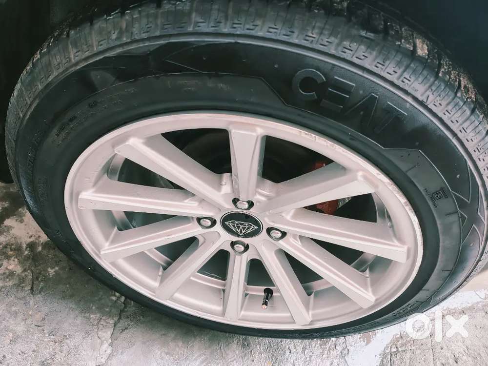 Hyundai I20 2013 Petrol 30000 Km Driven