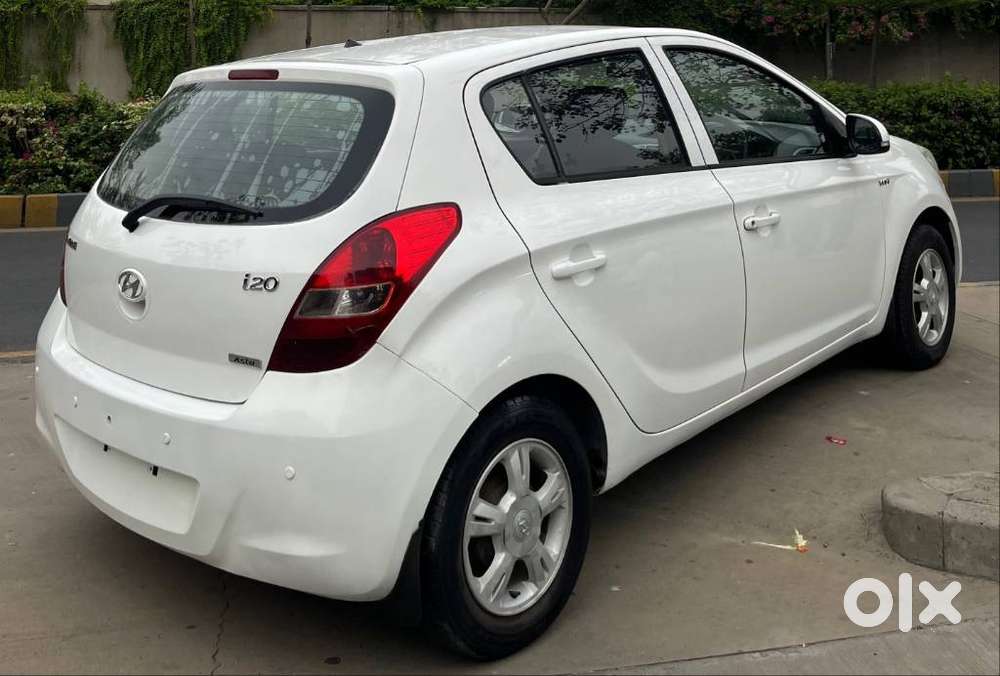 Hyundai I20 1.2 Asta, 2011, Cng & Hybrids