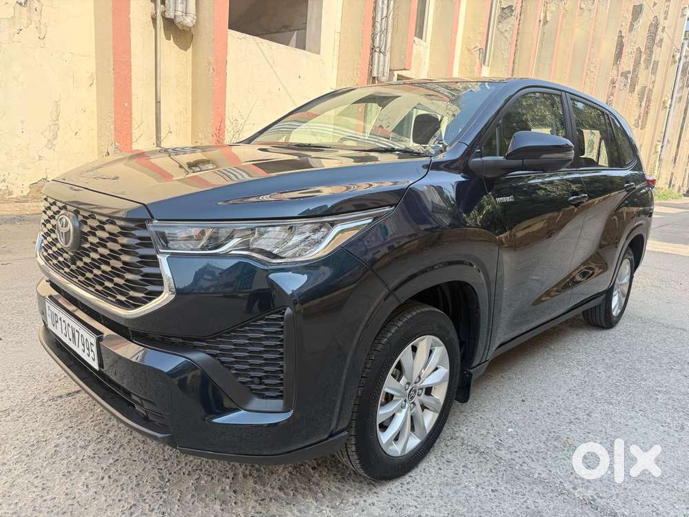 Toyota Innova Hycross 2.0 Vx Hybrid 7 Str, 2025, Petrol